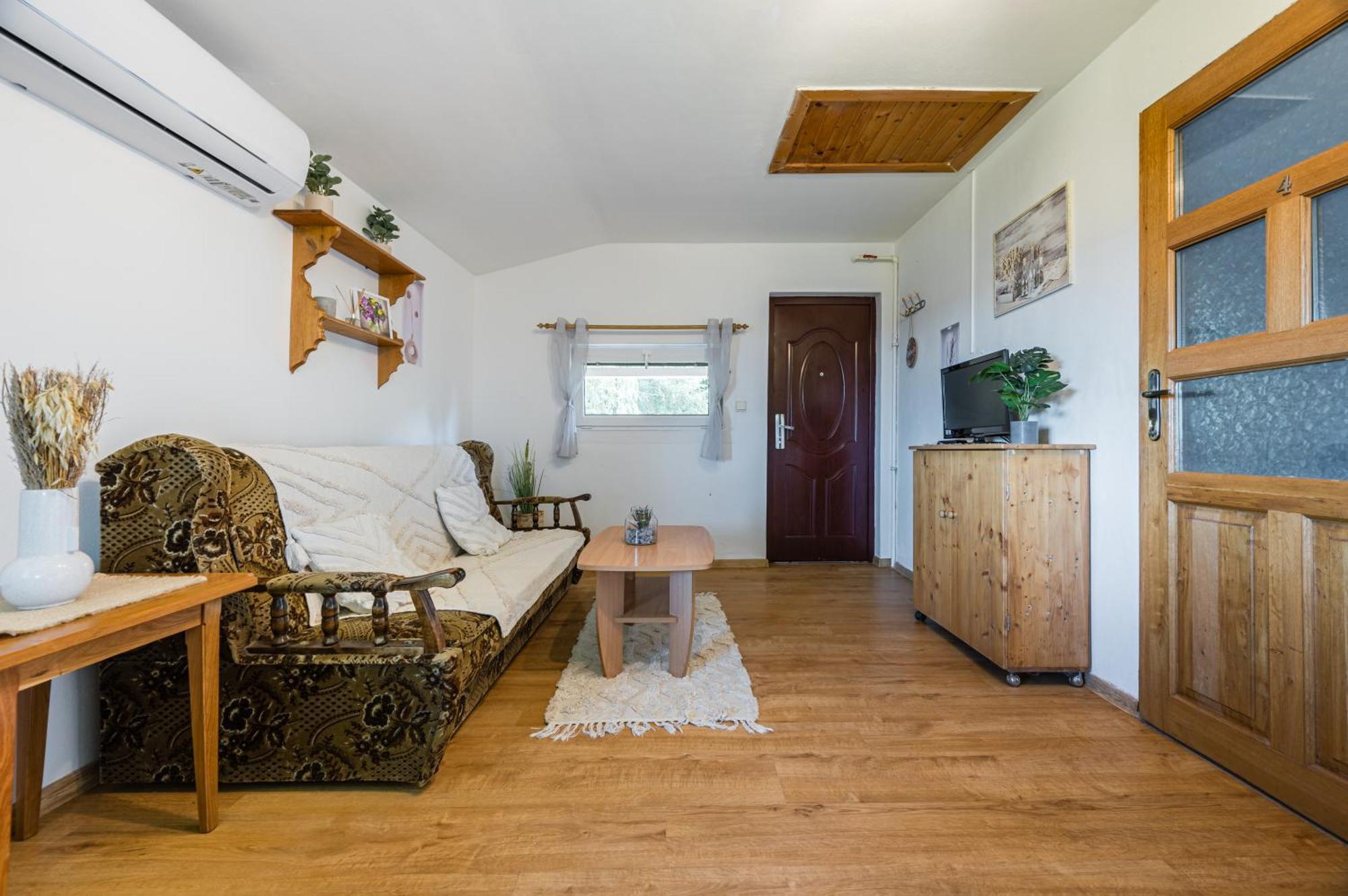 Chata Zuzana apartmány Podhájska Esterno foto
