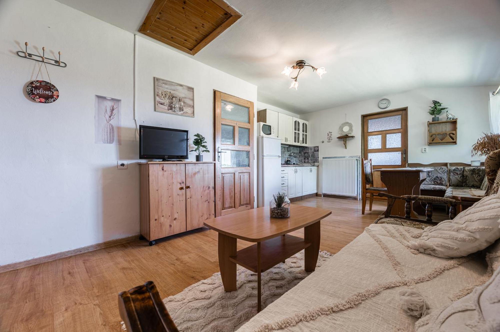 Chata Zuzana apartmány Podhájska Esterno foto